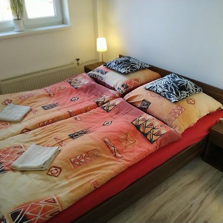 Penzion Kutil Trojanovice Frenstat pod Radhostem Exterior photo