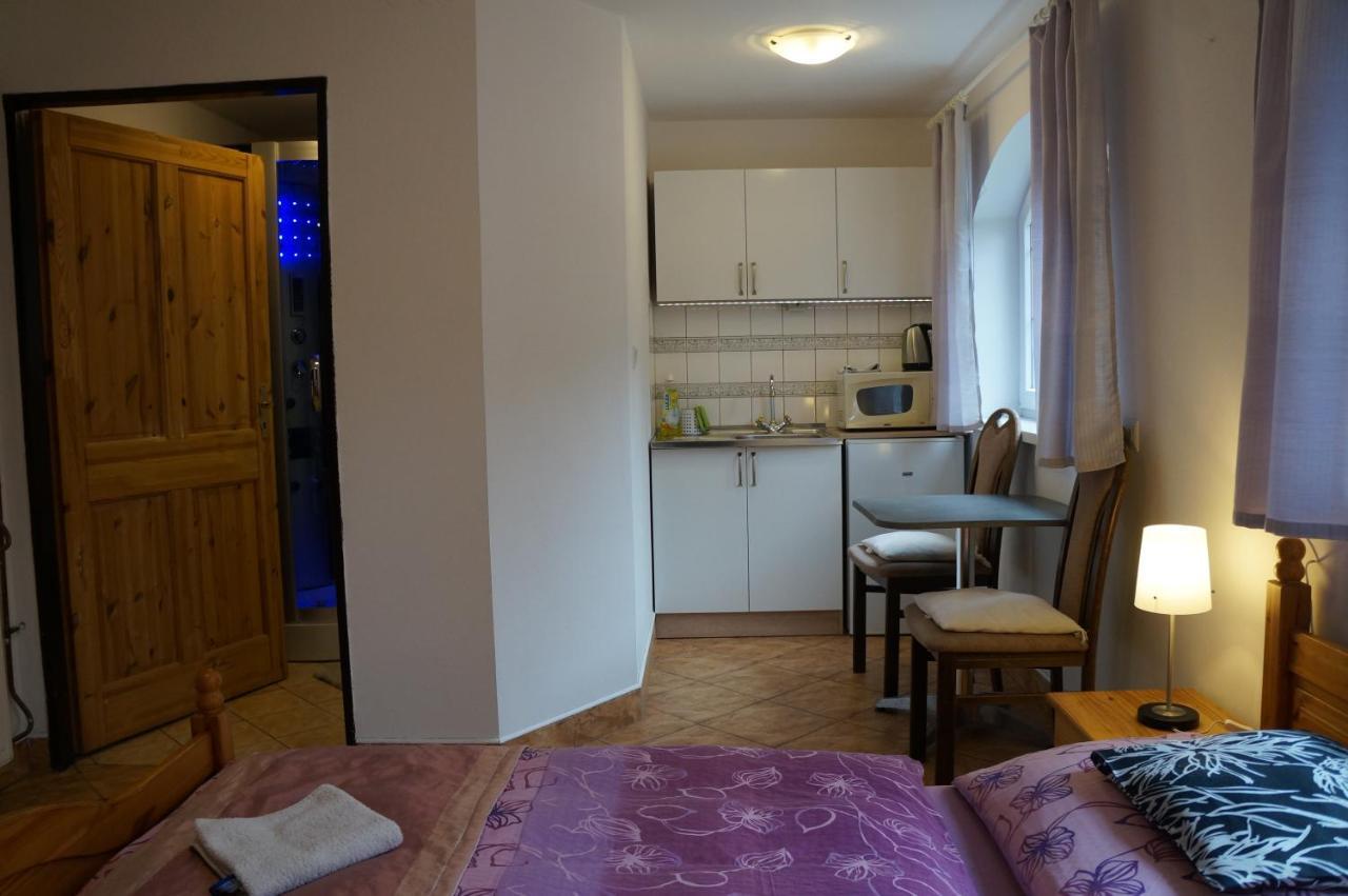 Penzion Kutil Trojanovice Frenstat pod Radhostem Exterior photo